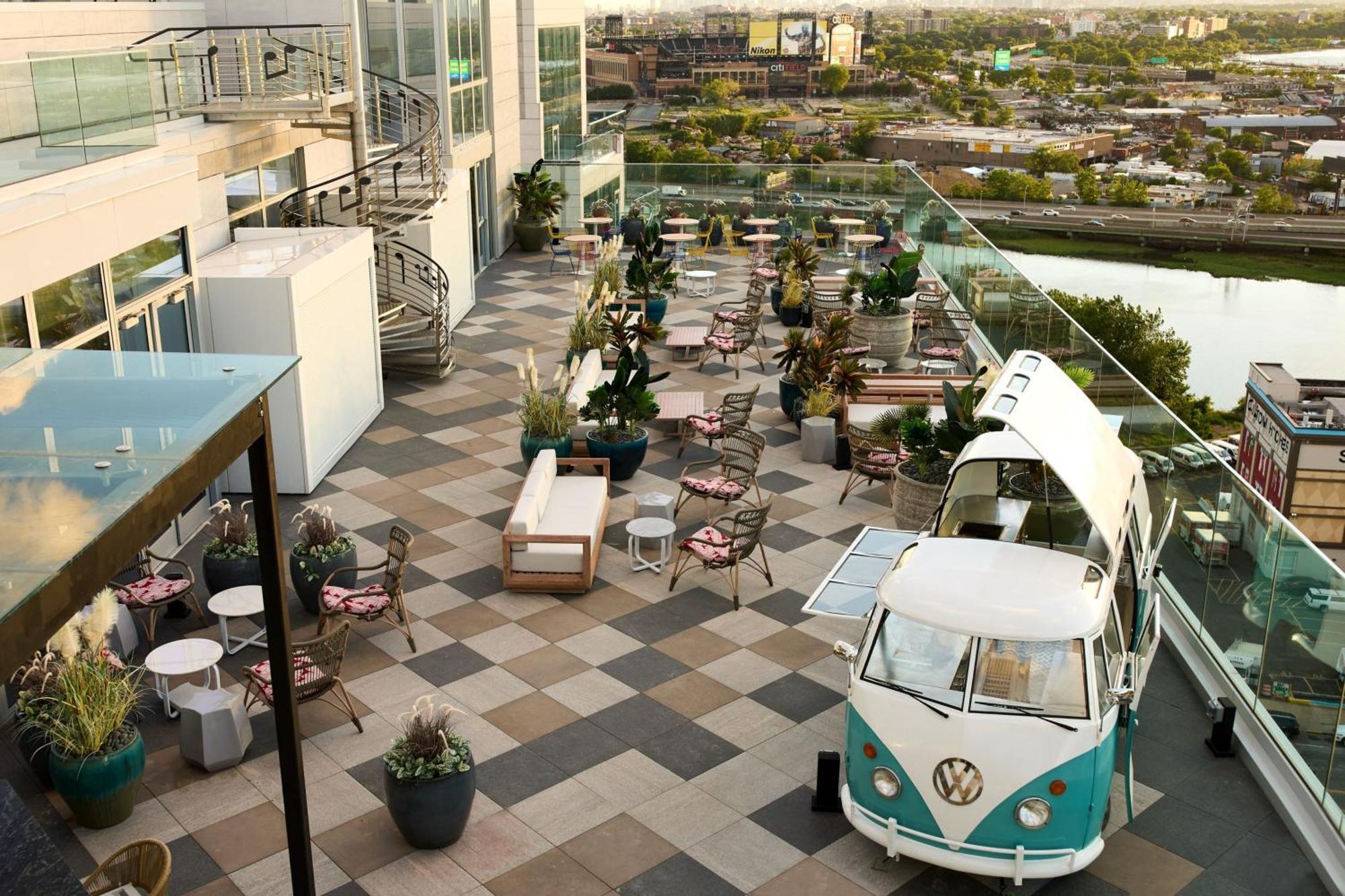 Renaissance New York Flushing Hotel At Tangram المظهر الخارجي الصورة